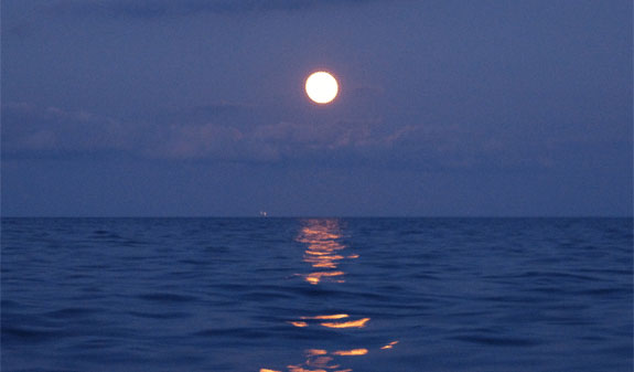 Luna Piena in Barca a Vela